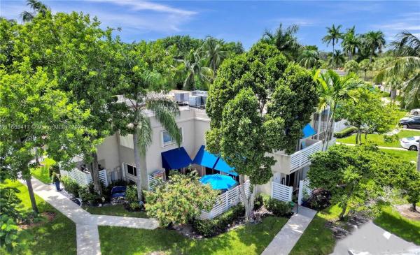 Arbor Courts At Jacaranda, 520 NW 97th Ave #520, Plantation, Florida 33324, image 1