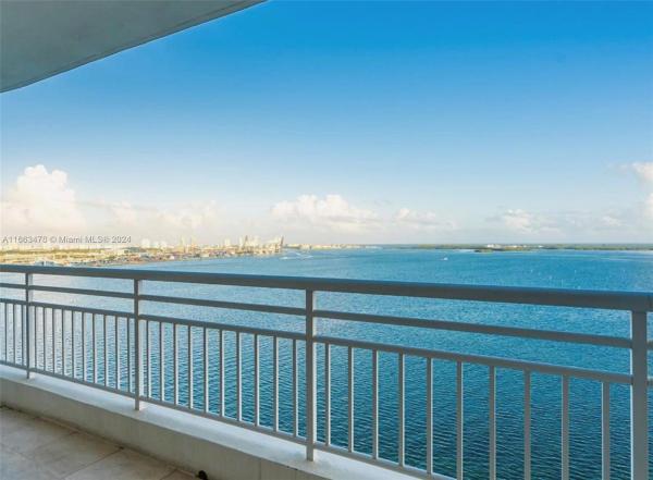 Two Tequesta Point, 808 Brickell Key Dr #1904, Miami, Florida 33131, image 3