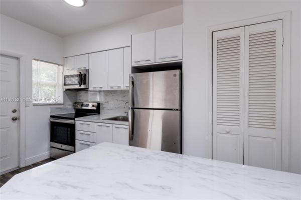 Shores Plaza East, 723 NE 91st St #1C, Miami Shores, Florida 33138, image 3