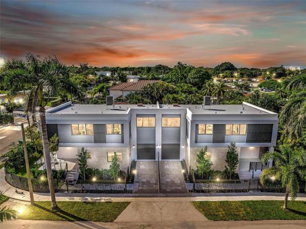 Silver Bluff Gardens, 3302 SW 27th Ter #RIGHT, Miami, Florida 33133, image 1