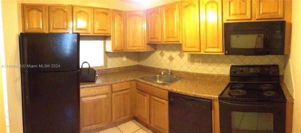 Versailles Gardens, 7900 S Colony Cir S #101, Tamarac, Florida 33321, image 1