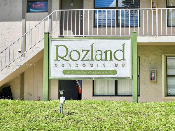 Rozland, 15330 SW 72nd St #7-13, Kendall West, Florida 33193, image 1
