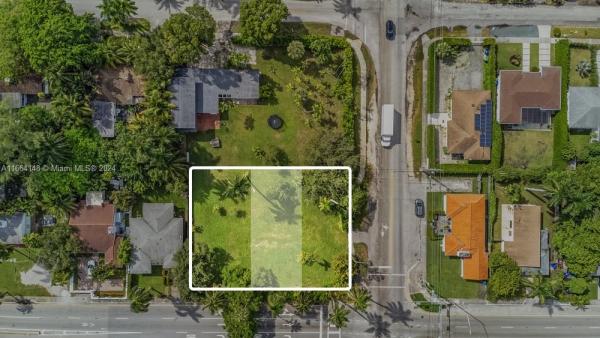 East Shore Crest, 1000 NE 82nd St, Miami, Florida 33138, image 1