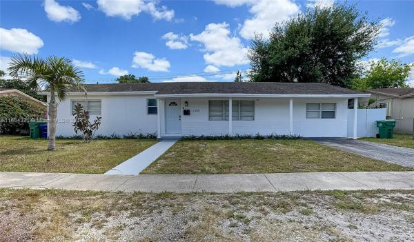 Bell Gardens, 2300 NW 196th Ter, Miami Gardens, Florida 33056, image 1