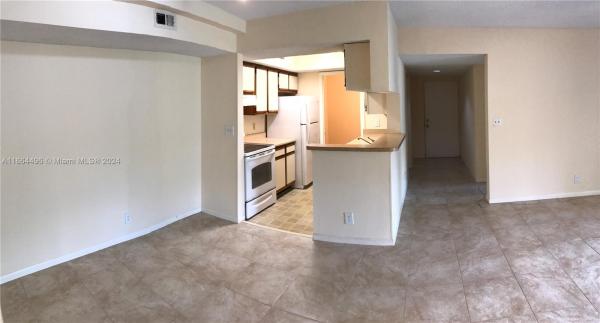 Sun Vista Gardens, 5672 Rock Island Rd #259, Tamarac, Florida 33319, image 1