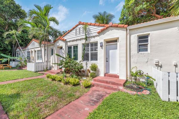 Lenox Courtyard, 822 Lenox Ave #4, Miami Beach, Florida 33139, image 3