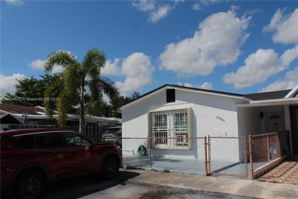 Vista Verde, 21309 NW 40th Cir Ct, Miami Gardens, Florida 33055, image 3