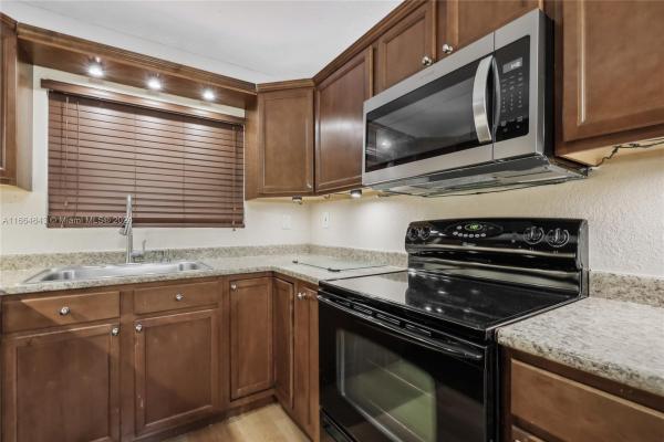 The Laurels At Margate, 462 N Laurel Dr #2005, Margate, Florida 33063, image 1