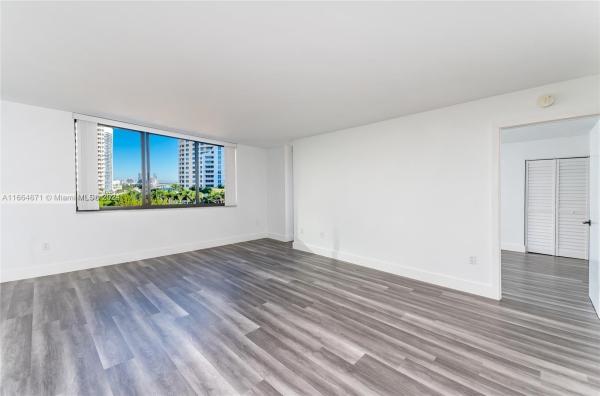 Brickell Key Two, 540 Brickell Key Dr #900, Miami, Florida 33131, image 1