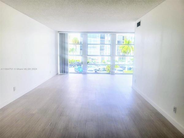 De Soto Park South, 501 Three Islands Blvd #204, Hallandale Beach, Florida 33009, image 1