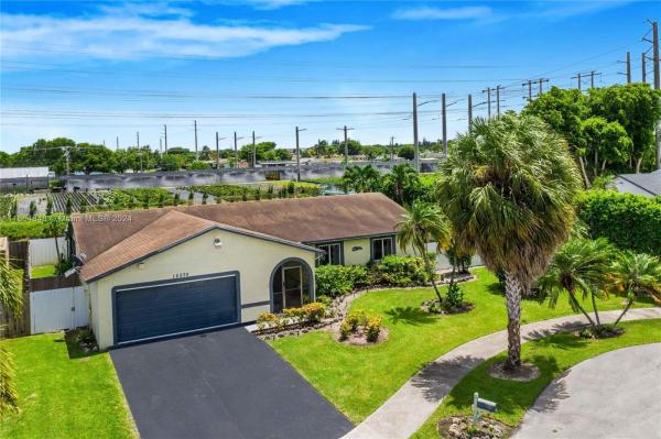Meadow Wood Manor, 12570 SW 259th St, Goulds, Florida 33032, image 3