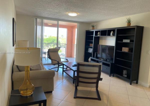 The Yacht Club At Aventura, 19601 E Country Club Dr #7501, Aventura, Florida 33180, image 3