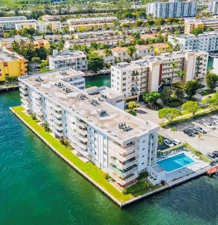 Eden Point, 4000 NE 169th St #503, North Miami Beach, Florida 33160, image 1