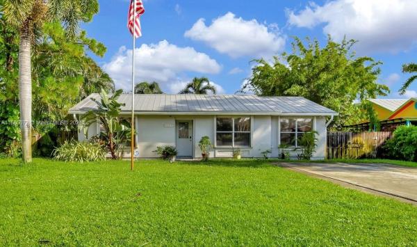 Delray Garden Estates, 5277 Pine Tree Dr, Delray Beach, Florida 33484, image 1