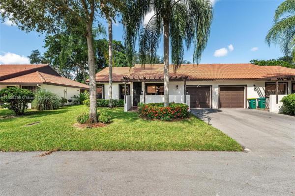 Lake Colony, 7037 Marlberry Ln, Tamarac, Florida 33321, image 1