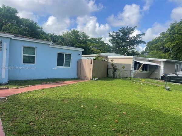 Irons Manor High Pine, 1010 NE 138th St, North Miami, Florida 33161, image 3
