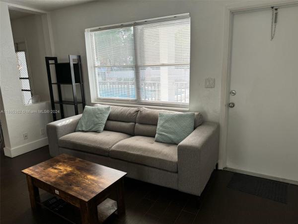 Imperial Village, 6200 NE 22nd Way #109, Fort Lauderdale, Florida 33308, image 1