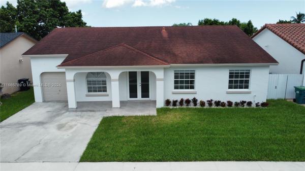 Majestic Homes, 17361 SW 144th Ct, Richmond West, Florida 33177, image 3