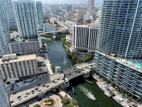 Icon Brickell Tower 1, 465 Brickell Ave #4006, Miami, Florida 33131, image 1