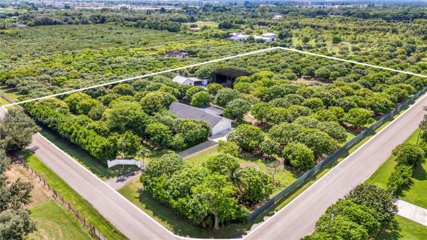 Redland No HOA, 15388 SW 260th St, Redland, Florida 33032, image 1