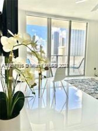 Opera Tower, 1750 N Bayshore Dr #1212, Miami, Florida 33132, image 1