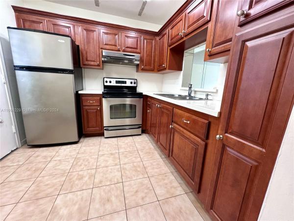 Meadowbrook Towers, 319 Ne 14th Ave #406, Hallandale Beach, Florida 33009, image 1