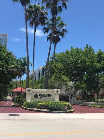 Plaza Of The Americas, 17011 N Bay Rd #1018, Sunny Isles Beach, Florida 33160, image 1