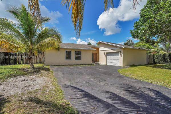 Gates Of Hillsboro, 387 NW 39th Way, Deerfield Beach, Florida 33442, image 1