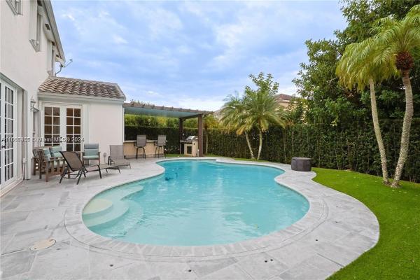 Dimensions North, 18528 NW 19th St, Pembroke Pines, Florida 33029, image 1