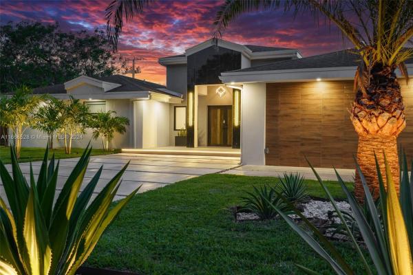 Linel Estates, 13540 SW 98th Ct, Kendall, Florida 33176, image 1