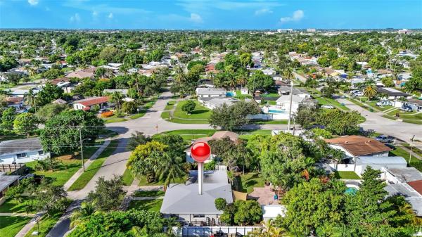 South Coral Homes, 9821 Jamaica Dr, Cutler Bay, Florida 33189, image 3
