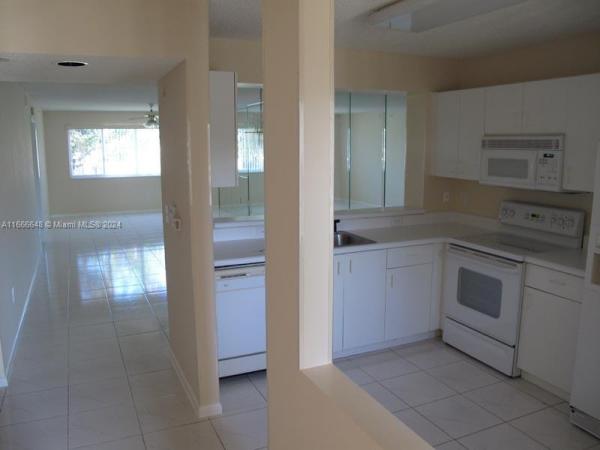 Weldon, 9511 Weldon Cir #G215, Tamarac, Florida 33321, image 1