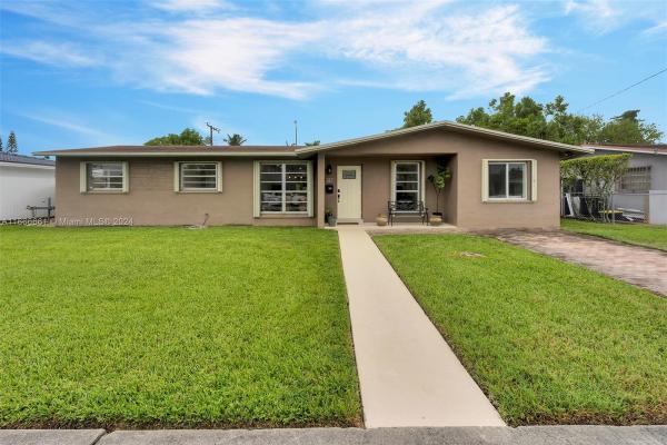 Fontainebleau Gardens, 8330 SW 13th Ter, Westchester, Florida 33144, image 1