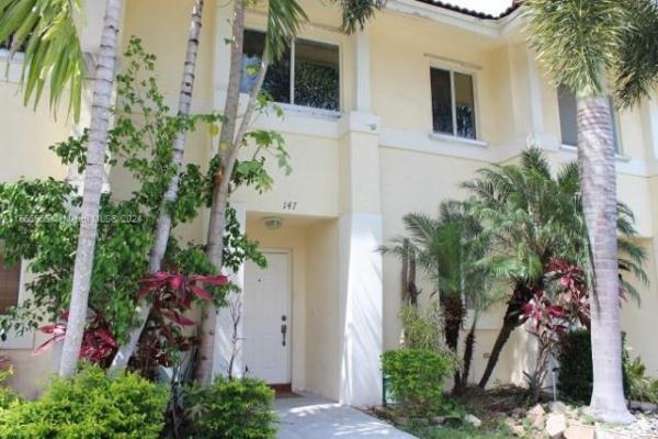 Washington Court Villas, 147 Hidden Ct Rd #H-43, Hollywood, Florida 33023, image 1