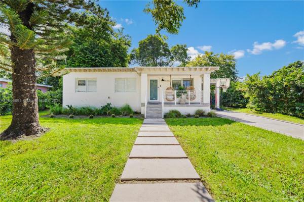 Davis Manor, 6450 Manor Ln, South Miami, Florida 33143, image 1