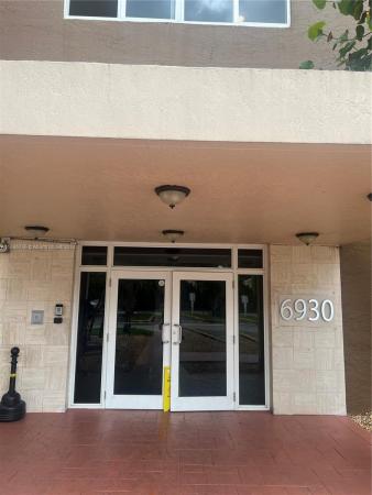 Coral Gate East, 6930 Miami Gardens Dr #1-502, Hialeah, Florida 33015, image 1