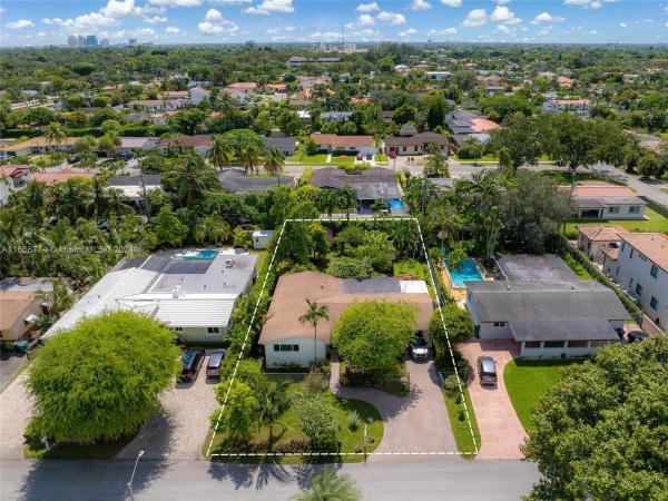Sun Valley Estates, 8780 SW 52nd St, Olympia Heights, Florida 33165, image 1