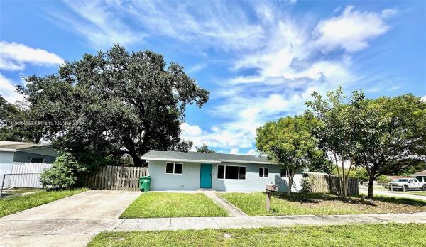 Vista Verde, 3801 NW 208th St, Miami Gardens, Florida 33055, image 3