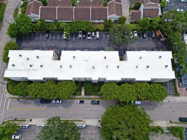 Alca, 5838 SW 74th Ter #304, South Miami, Florida 33143, image 3