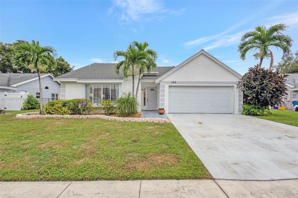 Huntington Woods, 130 Sherwood Dr, Royal Palm Beach, Florida 33411, image 1