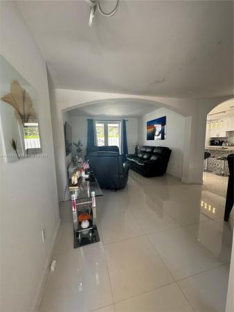 8671 SW 158th Pl, Unincorporated Dade County, Florida 33193, image 3