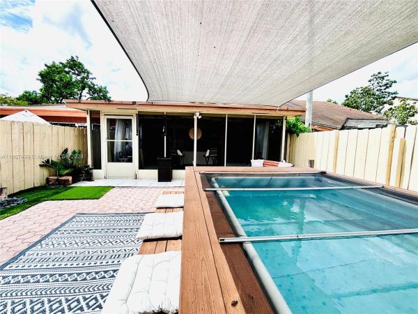 Maple Run, 7407 NW 33rd St, Lauderhill, Florida 33319, image 1