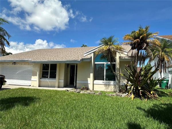9751 SW 219th St, Cutler Bay, Florida 33190, image 2
