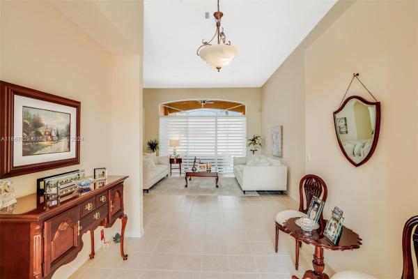 Estancia, 332 SW 187th Ter, Pembroke Pines, Florida 33029, image 2