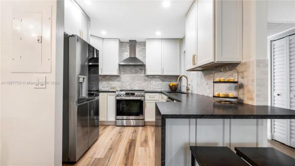 Applewood Village 1, 2670 N Carambola Cir N #1754, Coconut Creek, Florida 33066, image 1