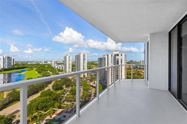 Hamptons West, 20281 E Country Club Dr #1709, Aventura, Florida 33180, image 3