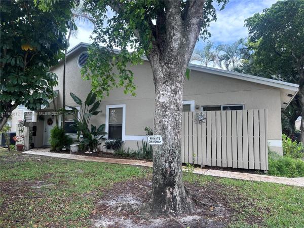 Discovery Pointe, 1937 E Discovery Cir E #1937, Deerfield Beach, Florida 33442, image 1
