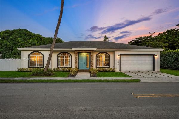 Griffing Biscayne Park Estates, 12705 NE 5th Ave, North Miami, Florida 33161, image 1
