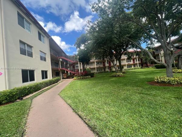 New Hampton At Century Village, 251 SW 134th Way #302M, Pembroke Pines, Florida 33027, image 1