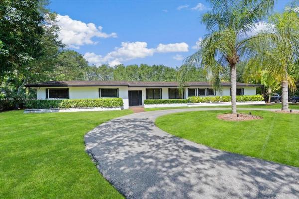 Helms Country Estates, 10840 SW 67th Ave, Pinecrest, Florida 33156, image 3